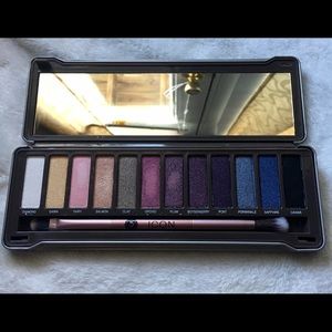 Icon eyeshadow palette from Absolute New York