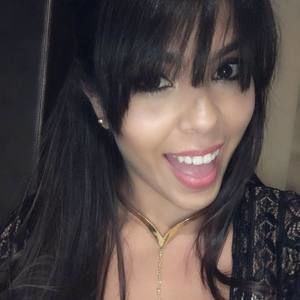 Meet your Posher, Yanelis