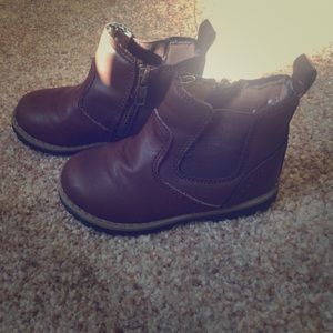 Boy dress boots