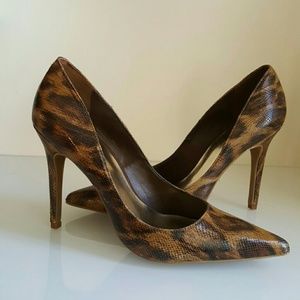 INC Leopard print Pumps