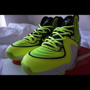 Nike Air Penny V - VOLT - Size 10