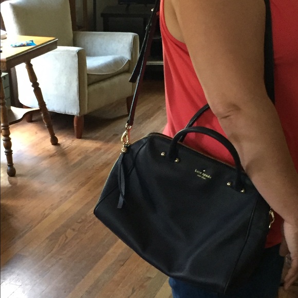 SOLD🔴🔴Navy blue Kate Spade Purse - Picture 4 of 4