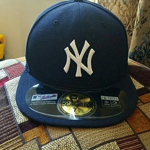 Yankees Fitted Cap