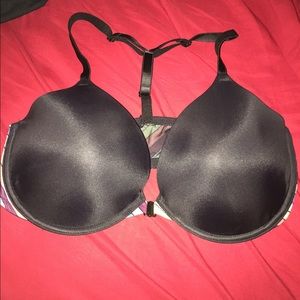 VS PINK HOOK IN FRONT BRA 💘 36 DD