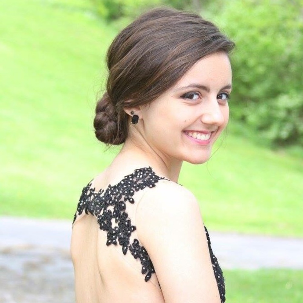 Meet your Posher, Emma