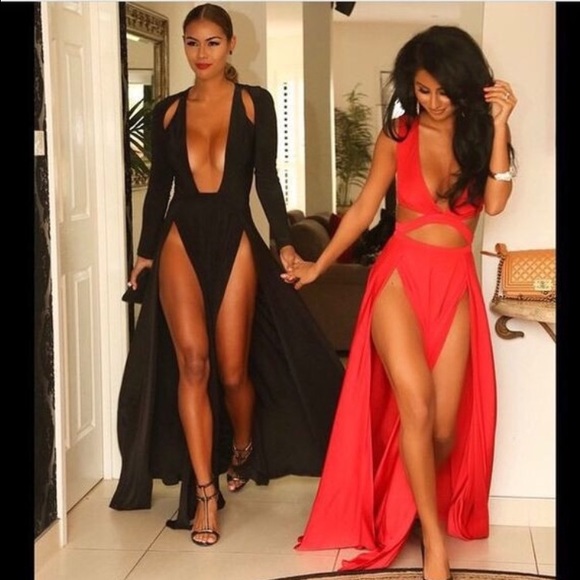 ✨"HOLLYWOOD Girl" Double Thigh High Slit Maxi✨ - Picture 3 of 4