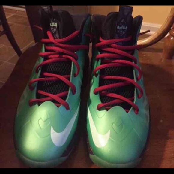 Cutting Jade 10's Size 6.5 - Picture 3 of 3