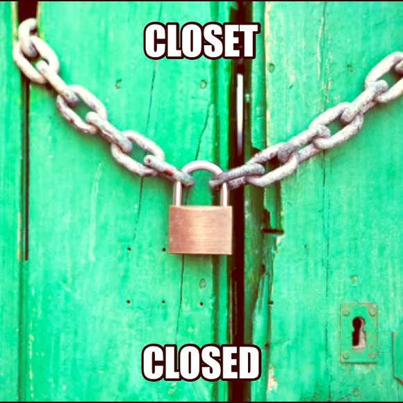 Sorry, My closet is now closed! - Picture 1 of 1