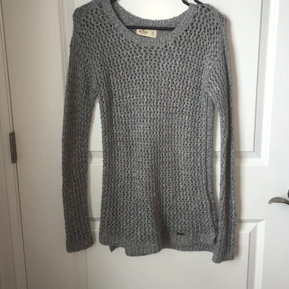 Gray Hollister pull over sweater