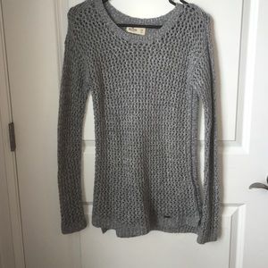 Gray Hollister pull over sweater