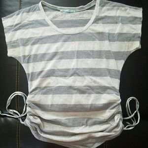 Adjustable lace shirt