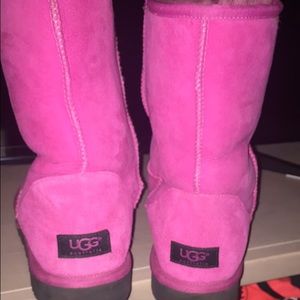 real uggs worn once and supper comfy!