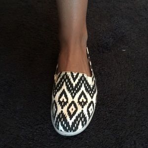 Airwalk Slip-on Flats