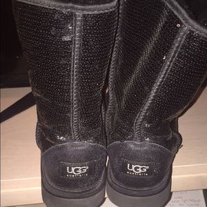 AUTHENTIC UGGS in great condition !