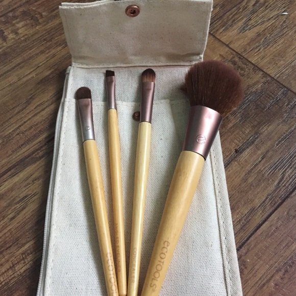 Eco tools brush set - Picture 3 of 3