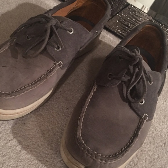 Gray sperry men shoes