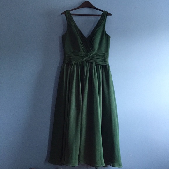 Gorgeous Emerald Green Tea Length Mori Lee Gown 14
