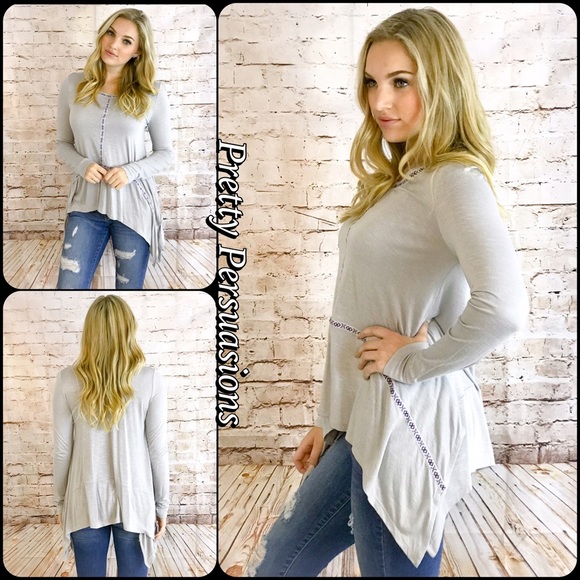 CLEARANCE‼️Gray Purple Trim Shark Bite Hem Tunic - Picture 3 of 4