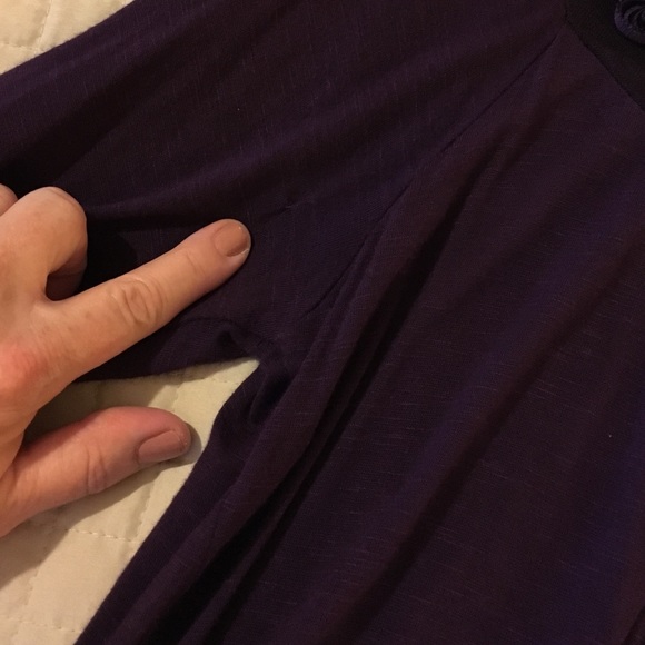 Beautiful AGENDA purple emroidered LS knit top - Picture 4 of 4