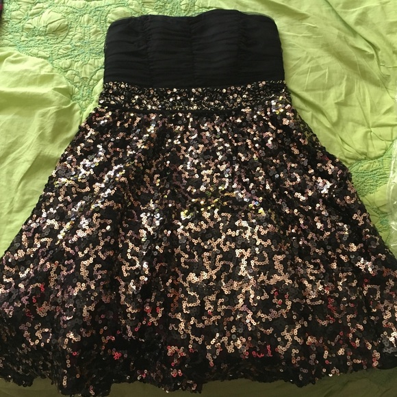 black and gold sequined formal dress