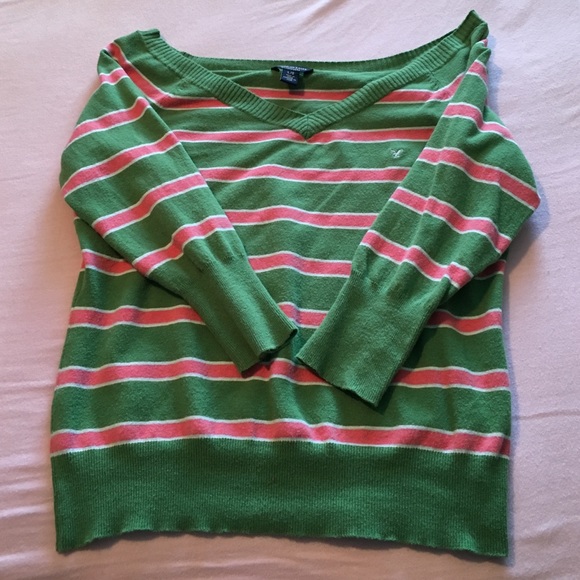 American eagle sweater