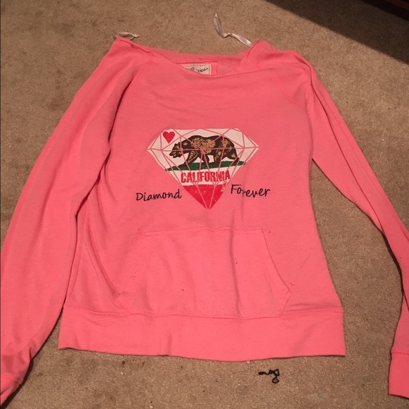 Off the shoulder pink shirt/sweatshirt