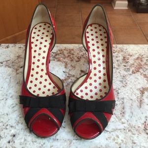 Red and Black Anne Klein shoes size 7