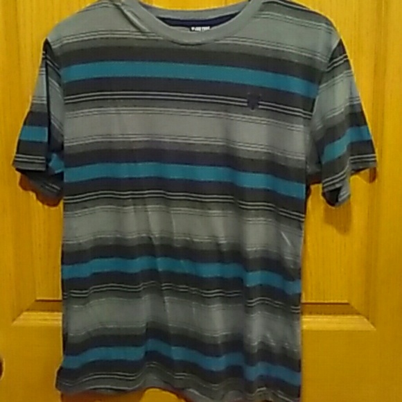 Men's fitted tshirt; SMALL