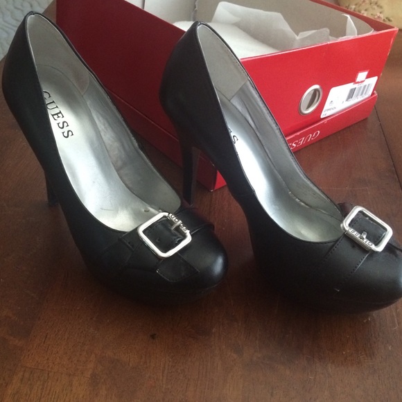 Guess GF Brenda heels size 5