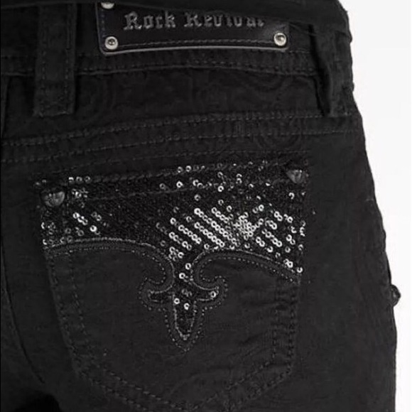 Rock Revival Black Skinnys