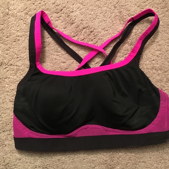 Sports bra