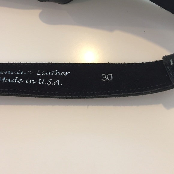 B\'low the belt skull leather belt
