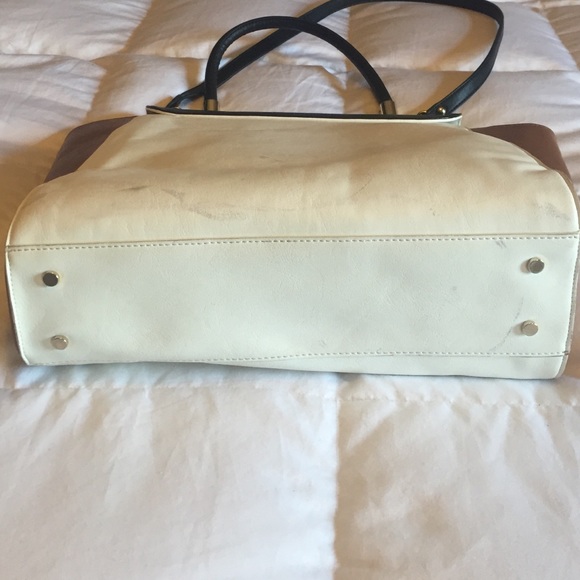 Multi-Color Handbag - Picture 4 of 4