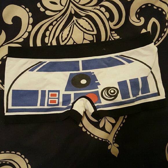 R2D2 boy shorts never worn