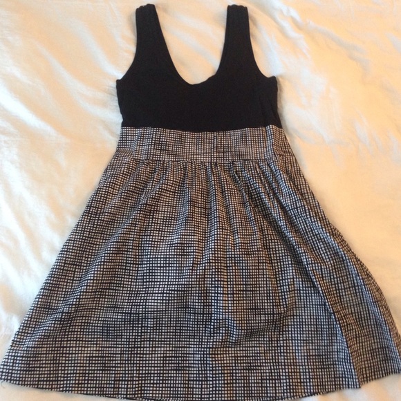 Fit and Flare Dress w/Pockets👗👗👗