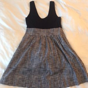 Fit and Flare Dress w/Pockets👗👗👗