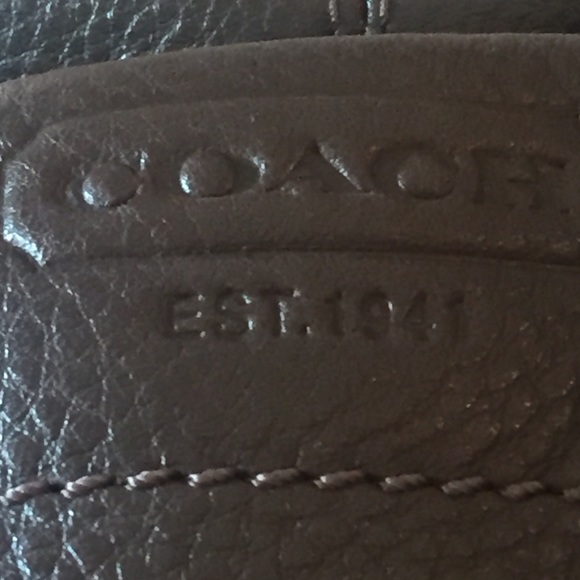 Coach brown pebble leather hobo bag!
