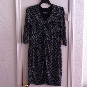 3/4 length sleeve gorgeous dress!