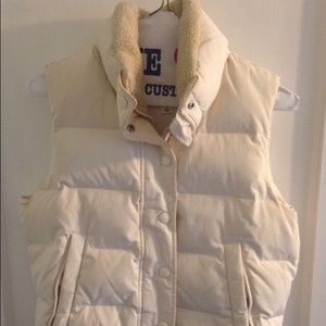 Banana Republic puffer vest