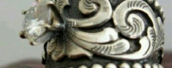 Meet your Posher, Tracey - Picture 2 of 2