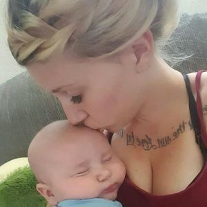 Meet your Posher, Brooke