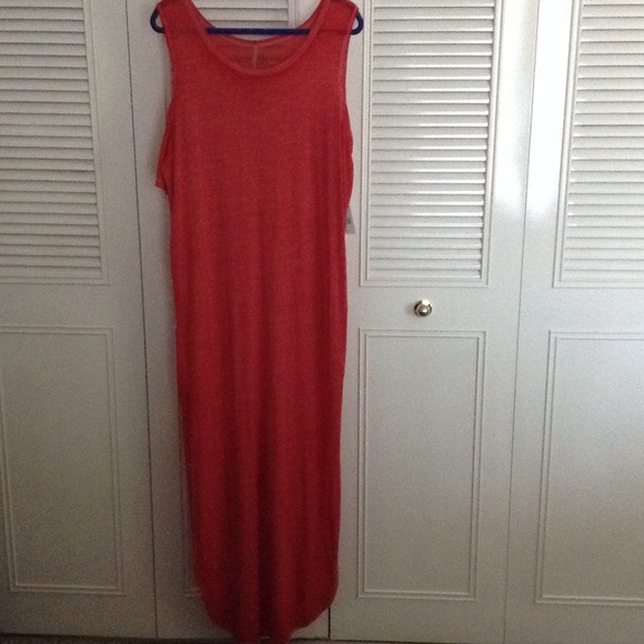 Dress - Picture 1 of 2