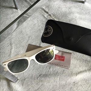 Ray Ban Wayfarer Sunglasses