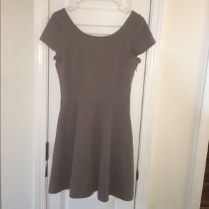 Brown dress