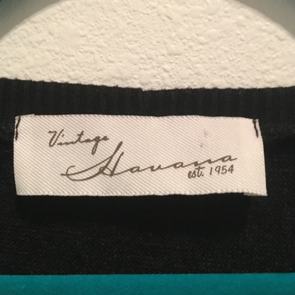 Black sweater - Picture 2 of 4