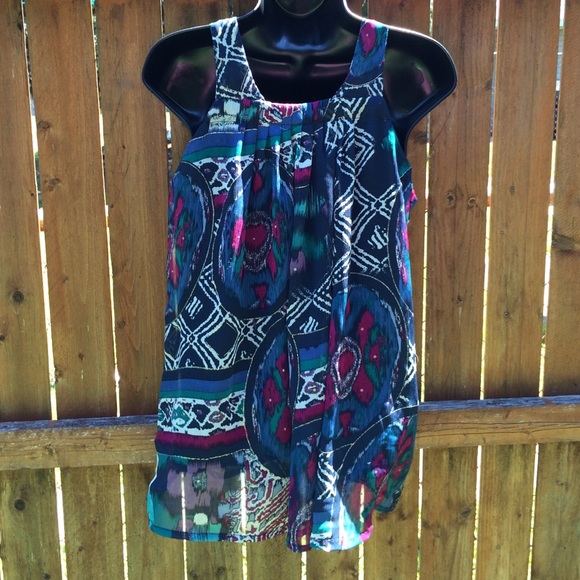 Summer top - Picture 3 of 3