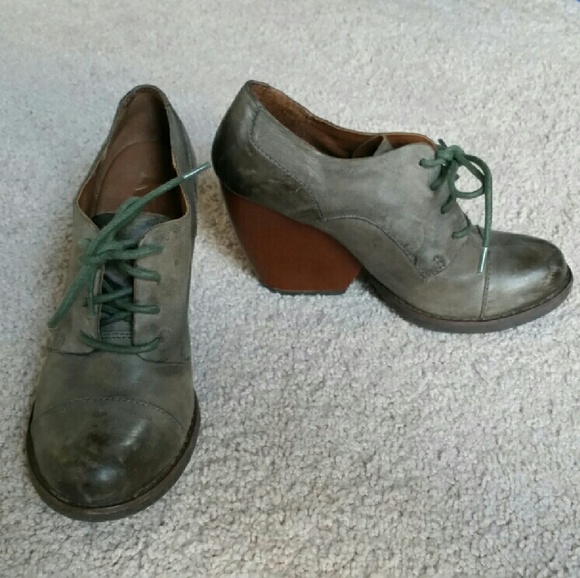 Kork-Ease shoes