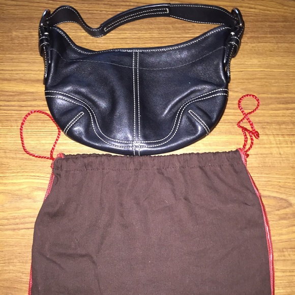 Coach purse (small) 🚫TRADES🚫 - Picture 1 of 2