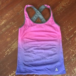 CLOSET CLEAN OUT! Ombré workout tank