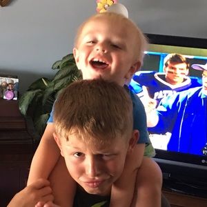 Meet your Posher, Bobby